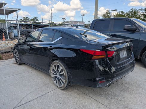 Used 2020 Nissan Altima 2.0 SR image 5