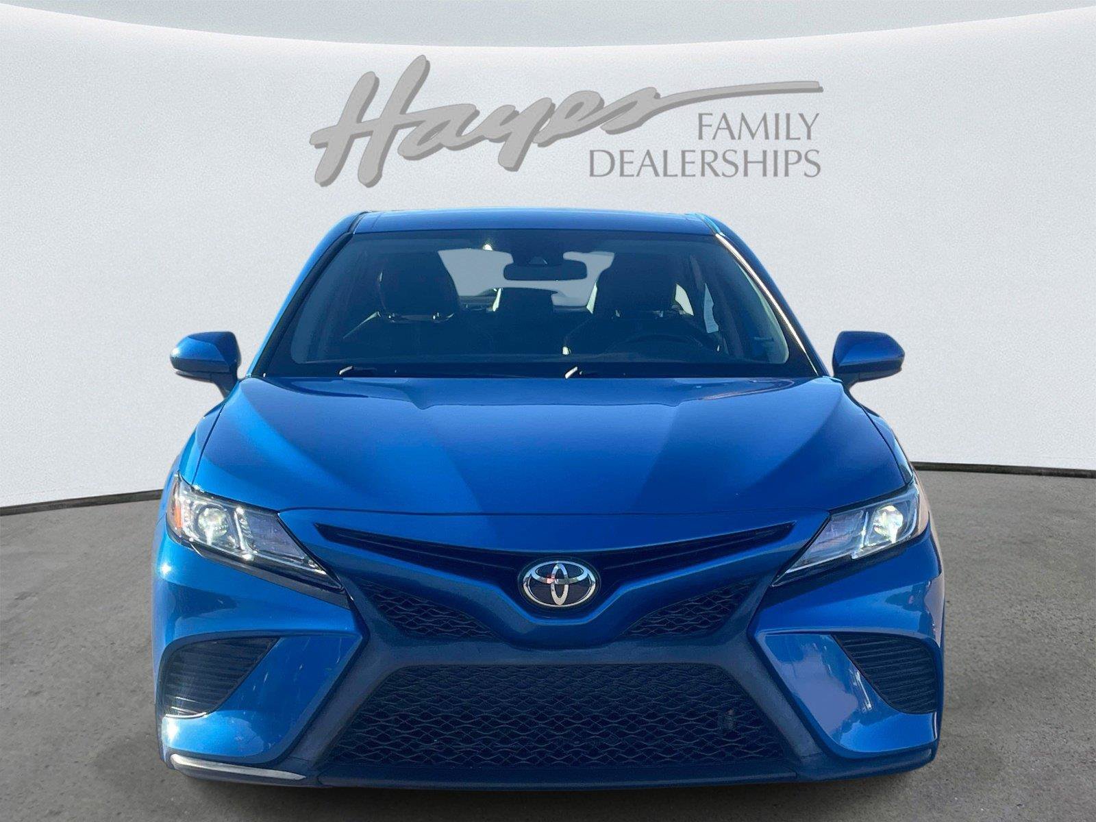 Used 2019 Toyota Camry SE FWD image 8
