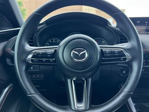 Certified 2025 MAZDA MAZDA3 Carbon AWD/4WD image 25