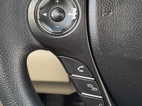 Used 2014 Honda Accord LX image 18