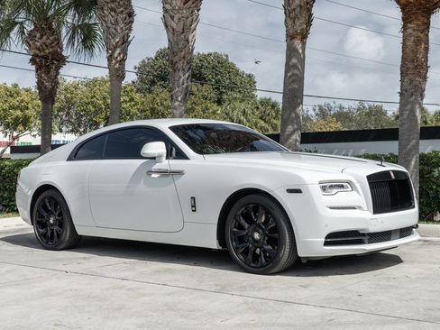 Used 2019 Rolls-Royce Wraith image 11