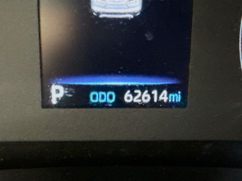 Used 2024 Toyota Corolla Cross LE FWD image 16