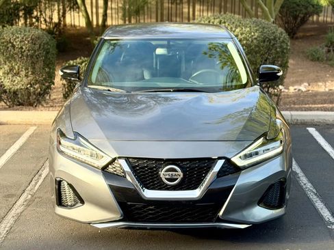 Used 2019 Nissan Maxima 3.5 SV w/ Floor Mat Group image 2