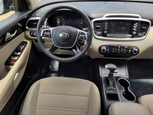 Used 2020 Kia Sorento LX AWD/4WD image 20
