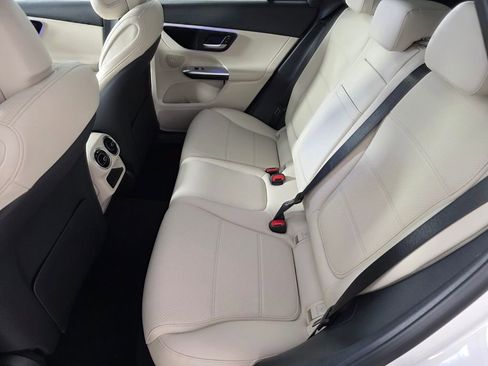 New 2026 Mercedes-Benz GLC 300 image 11