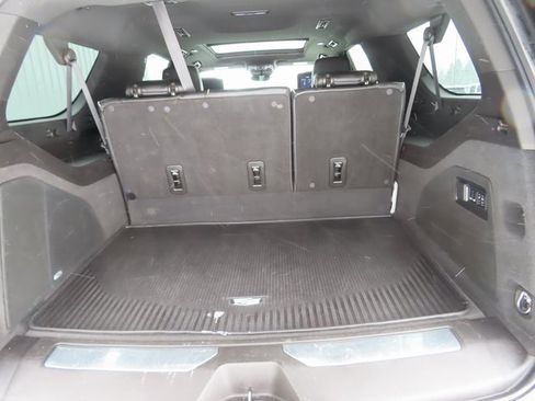 Used 2021 Cadillac Escalade ESV Premium Luxury w/ Driver Assist Tech Package image 34