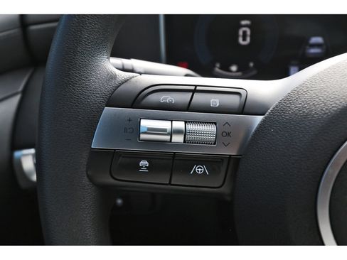 Used 2026 Hyundai Tucson SE FWD image 16