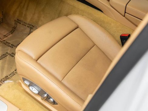 Used 2015 Porsche Panamera S w/ Premium Package Plus image 39