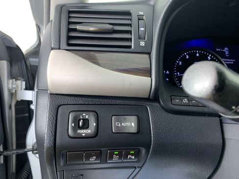 Used 2014 Lexus LS 460 w/ Comfort Package RWD image 16