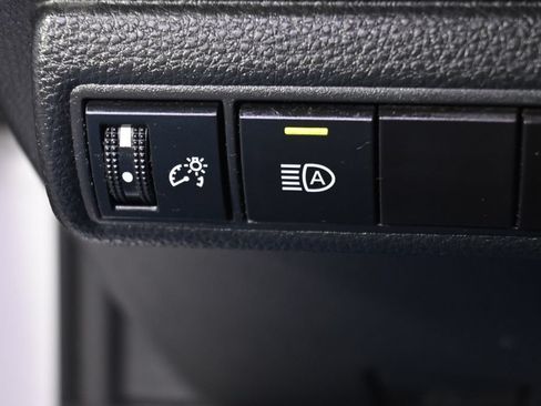 Used 2023 Toyota Corolla SE w/ Carpet Mat Package (TMS) FWD image 20