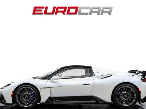 Used 2023 Maserati MC20 Spyder RWD image 3