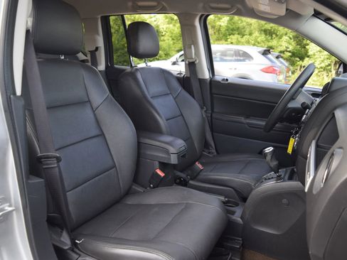 Used 2014 Jeep Compass Sport w/ Power Value Group FWD image 12