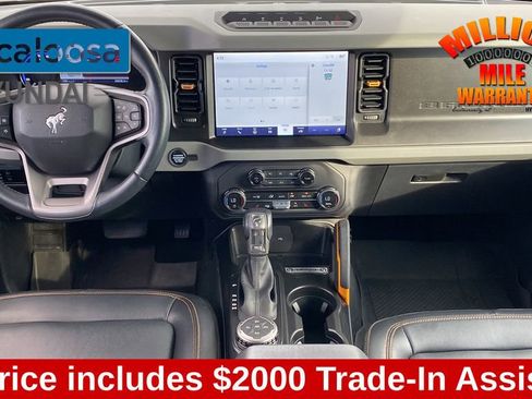 Used 2023 Ford Bronco Badlands image 27