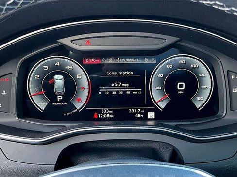 Used 2025 Audi A6 Premium Plus image 14