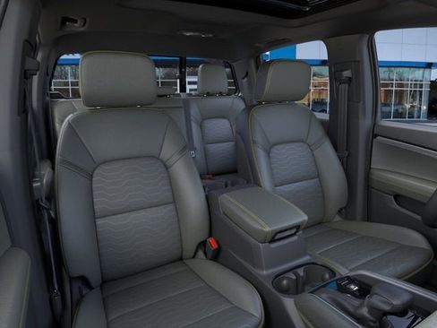 New 2026 Chevrolet Colorado ZR2 w/ Technology Package image 16