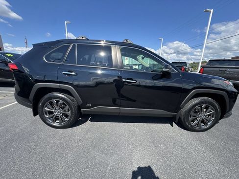 Used 2023 Toyota RAV4 Limited AWD/4WD image 9
