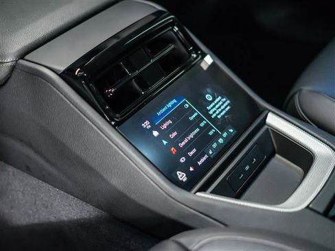 Certified 2026 Porsche Panamera 4 AWD/4WD image 27