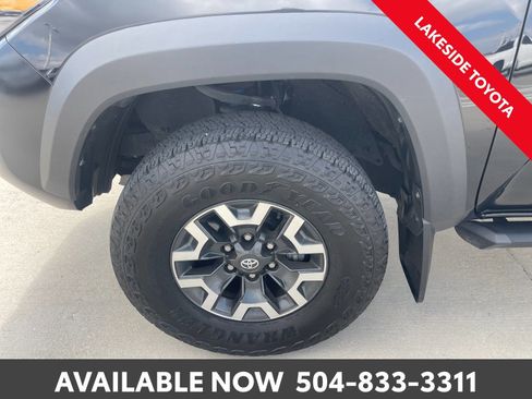 Used 2023 Toyota Tacoma TRD Off-Road image 10
