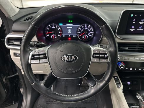 Used 2022 Kia Telluride SX w/ SX Prestige Package AWD/4WD image 16