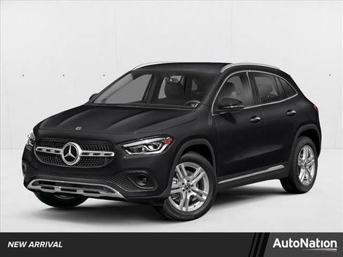 Used 2023 Mercedes-Benz GLA 250 4MATIC image 1