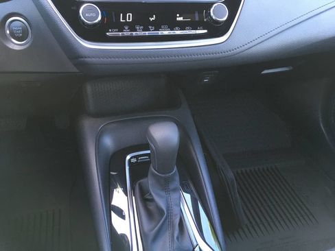 Used 2025 Toyota Corolla SE FWD image 16