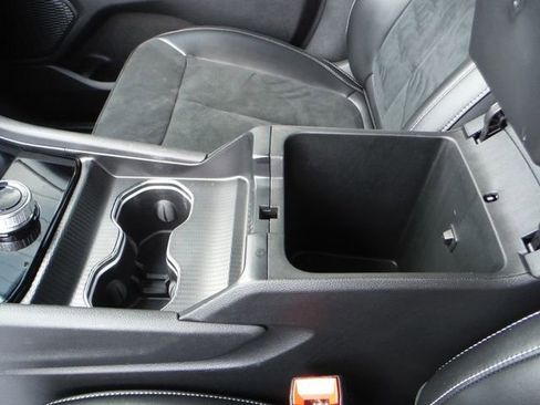 Certified 2024 Jeep Grand Cherokee Altitude AWD/4WD image 19