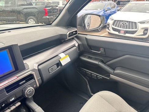 New 2026 Toyota 4Runner SR5 AWD/4WD image 30