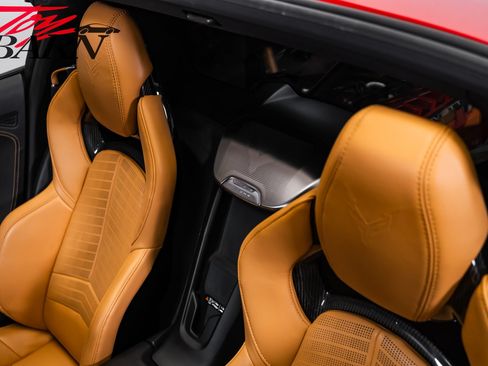 Used 2020 Chevrolet Corvette Stingray Preferred Cpe w/ 2LT Preferred Equipment Group RWD image 31