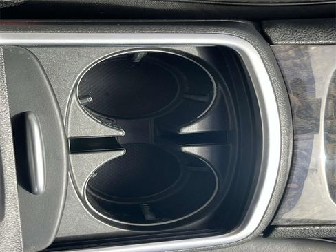 Used 2022 Chrysler 300 Touring L w/ Popular Equipment Group image 17