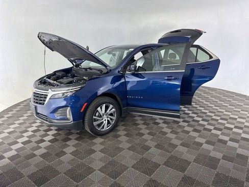 Used 2023 Chevrolet Equinox LT AWD/4WD image 10