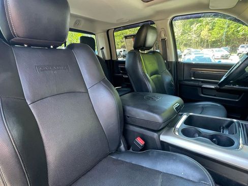 Used 2016 RAM 1500 Laramie w/ Convenience Group AWD/4WD image 30