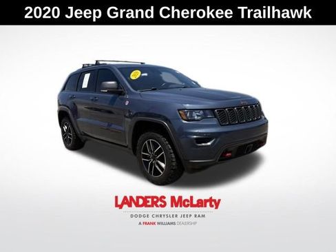 Used 2020 Jeep Grand Cherokee Trailhawk w/ Trailhawk Luxury Group AWD/4WD image 3