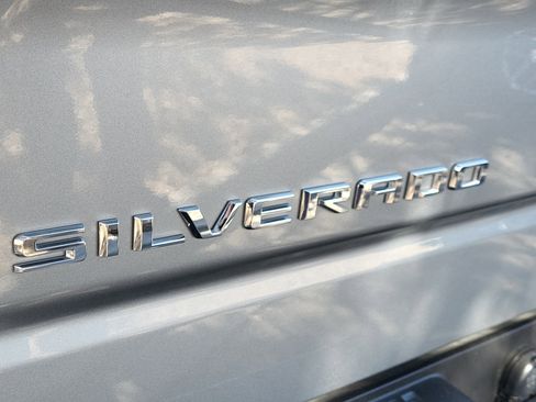 Certified 2025 Chevrolet Silverado 1500 LT AWD/4WD image 17