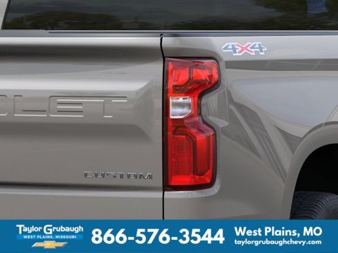 New 2026 Chevrolet Silverado 1500 Custom AWD/4WD image 11