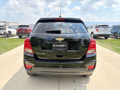 Used 2020 Chevrolet Trax LS w/ Tint and Cruise Package AWD/4WD image 5
