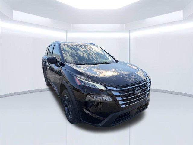 Used 2024 Nissan Rogue SV w/ SV Premium Package FWD image 3