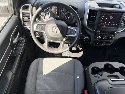 Used 2024 RAM 2500 Big Horn AWD/4WD image 25