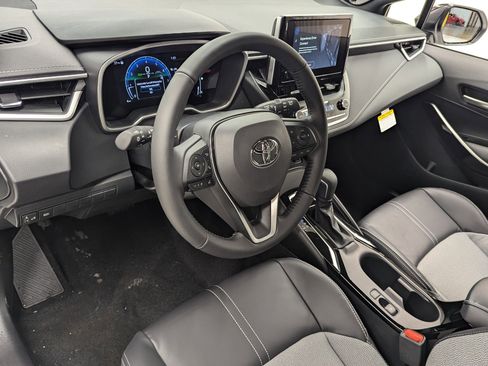 New 2026 Toyota Corolla XSE image 2