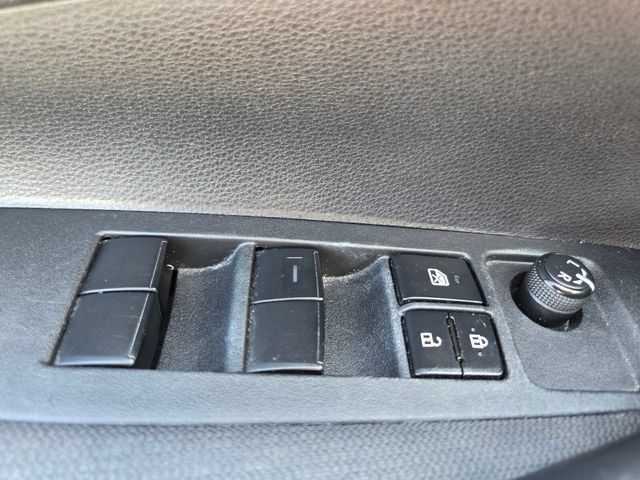 Used 2024 Toyota Corolla LE FWD image 34