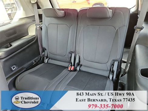 Used 2023 Jeep Grand Cherokee L Laredo image 41