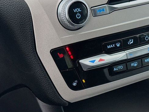 Used 2023 Ford Explorer XLT w/ Equipment Group 202A image 19