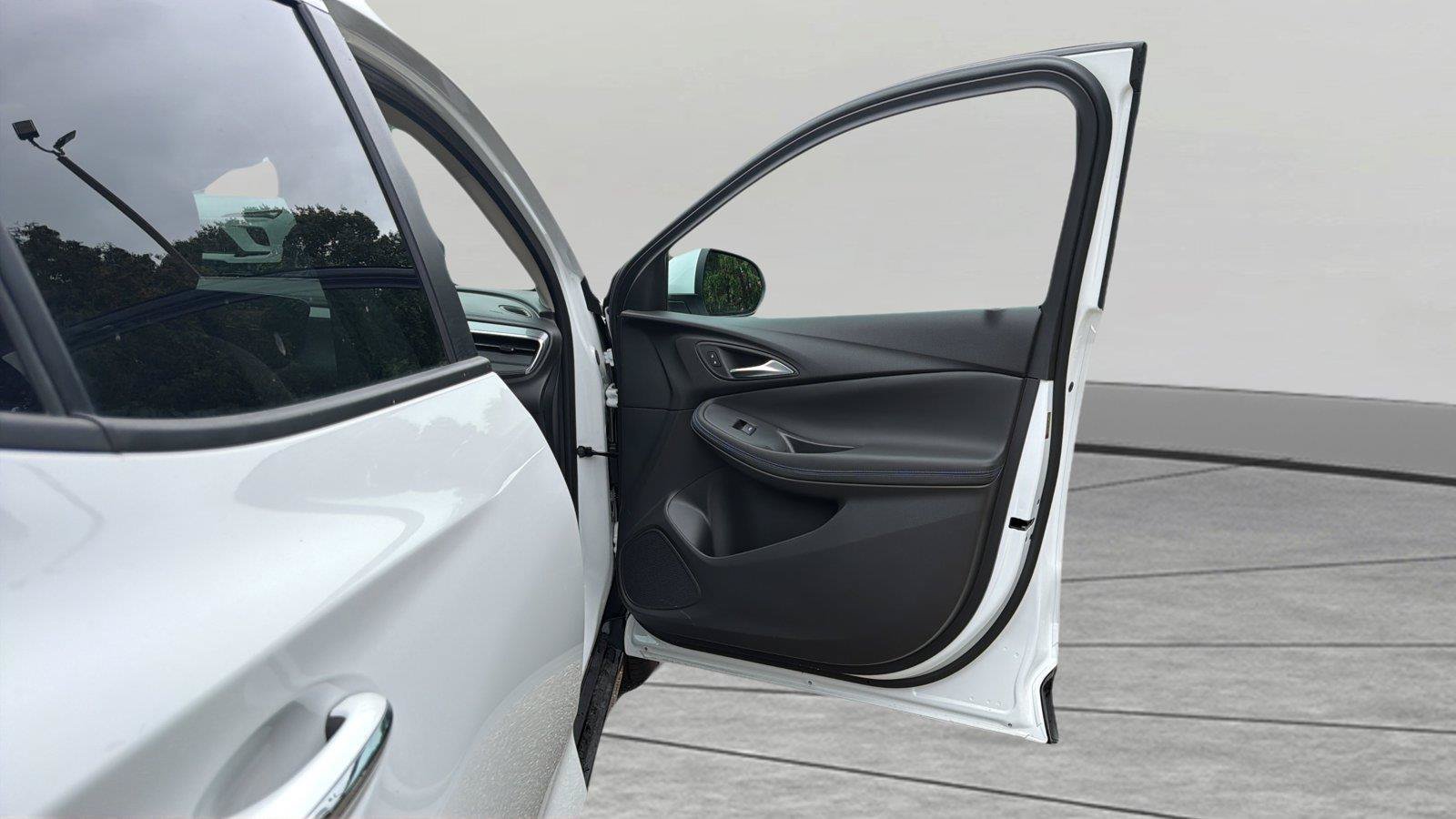 New 2026 Buick Encore GX Sport Touring w/ Comfort Package FWD image 21