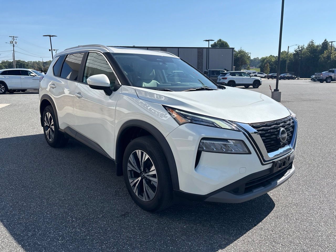 Used 2023 Nissan Rogue SV w/ SV Premium B Package AWD/4WD image 11