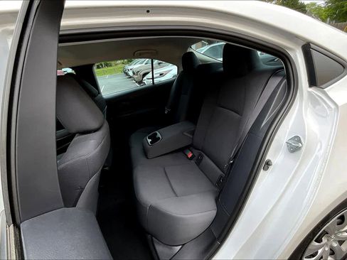 Used 2023 Toyota Corolla LE image 20