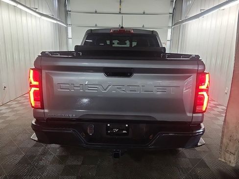 Used 2023 Chevrolet Colorado Z71 w/ Z71 Convenience Package 2 AWD/4WD image 4