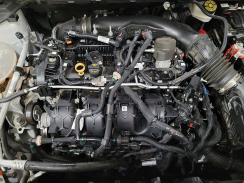 Used 2022 Lincoln Corsair AWD w/ Equipment Group 101A image 30