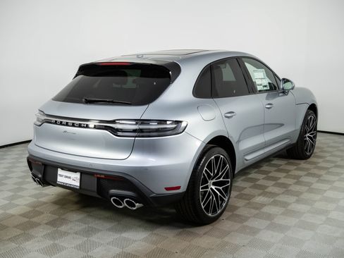 New 2026 Porsche Macan AWD/4WD image 29