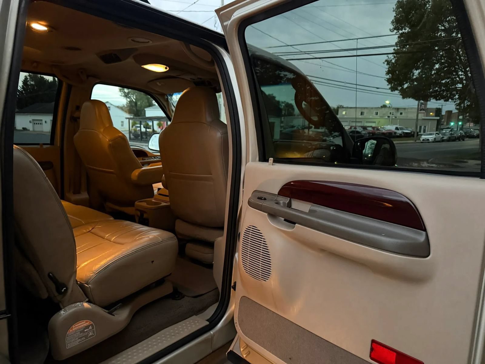 Used 2004 Ford Excursion Limited AWD/4WD image 21