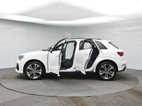 Used 2021 Audi Q3 2.0T Premium Plus w/ Premium Plus Package image 48