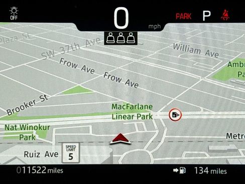 Used 2024 Land Rover Defender 110 S image 11